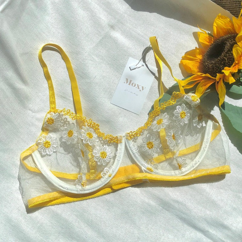 Daisy Lingerie Set - Image 3