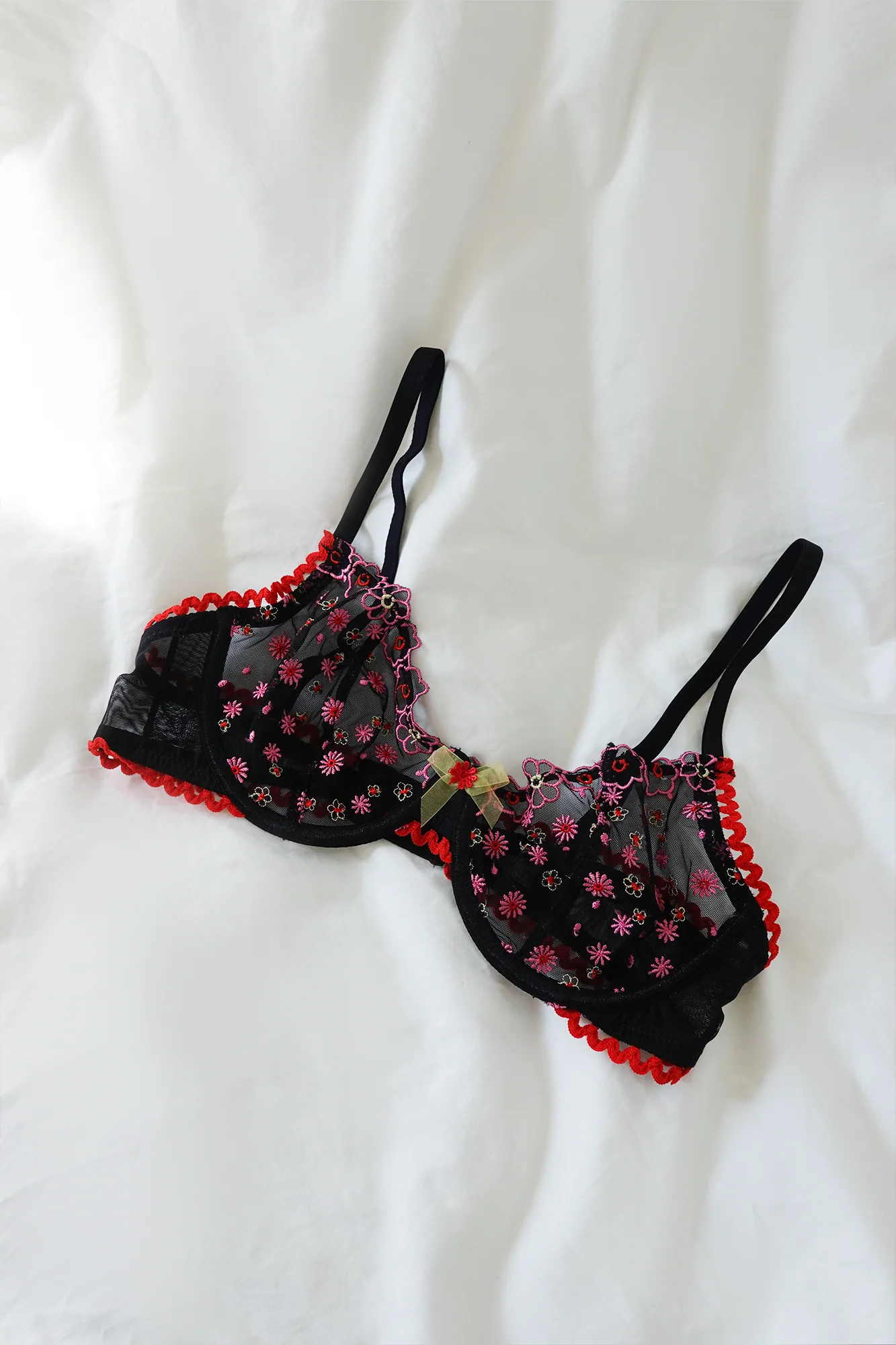 Vivid Black Lingerie - Image 2